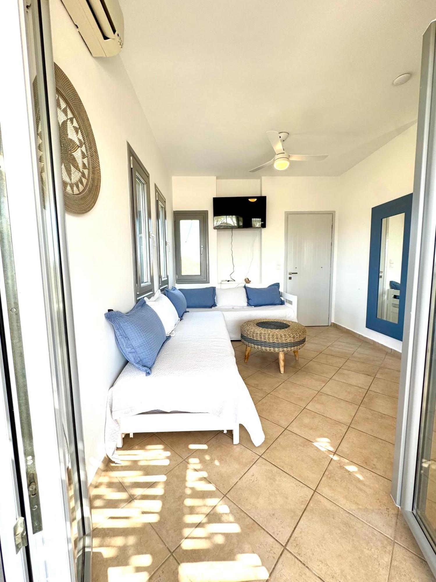 Beach House Antiparos Exterior photo
